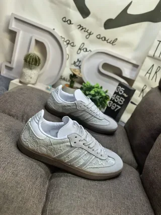 Adidas Beige Brown Lace-Patterned Textile Upper Three-Stripe Side Panel Sneakers 9