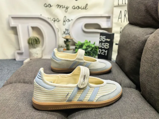 Adidas 米色棕色 无带 玛丽珍 系带 麂皮鞋面 生活方式运动鞋 11