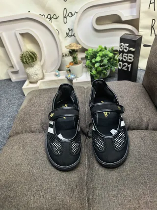 Adidas 米色棕色 无带 玛丽珍 系带 麂皮鞋面 生活方式运动鞋 20