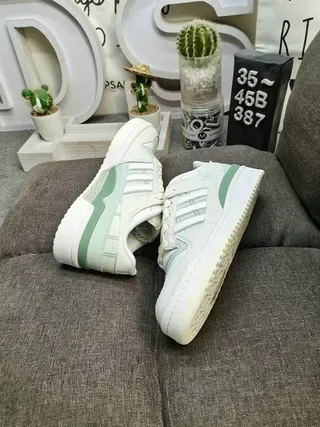 Adidas Beige Green Low-Top Padded Collar Lifestyle Sneakers 6