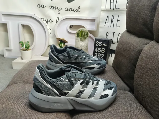 Adidas Beige Red Chunky Sculpted Midsole Mesh And Synthetic Overlay Construction Lifestyle Sneakers 11