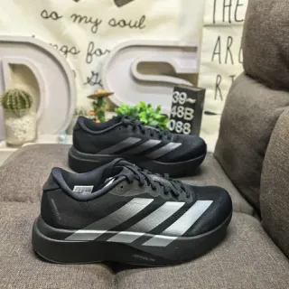 Adidas काली चांदी लो-टॉप प्लेटफॉर्म सोल लाइफस्टाइल स्नीकर