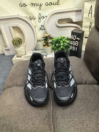 Adidas Black White Mesh And Synthetic Upper Silver Three-Stripe Overlay Lifestyle Sneakers 10