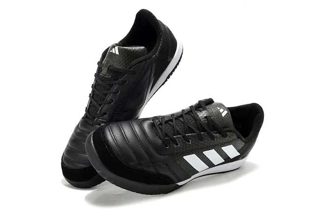 Adidas Chaussures de football indoor noir blanc cuir matelassé orteil tige maille 2