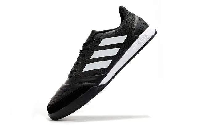 Adidas Chaussures de football indoor noir blanc cuir matelassé orteil tige maille 4