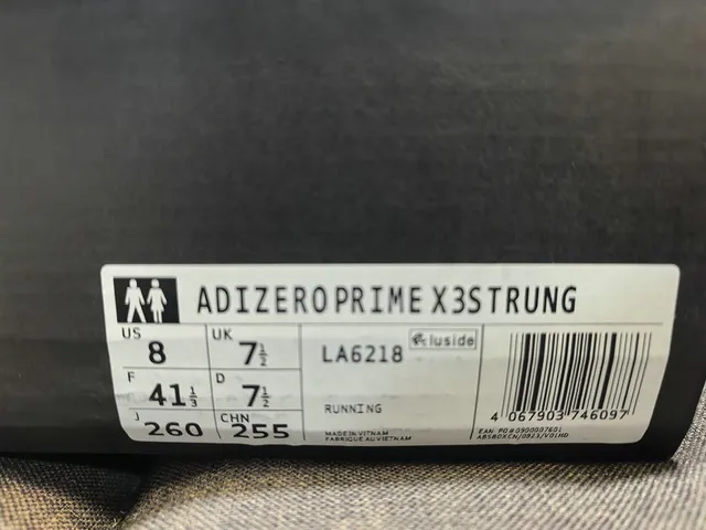 Adidas Chaussures de course à talons bas en mesh et synthétique bleu noir 2