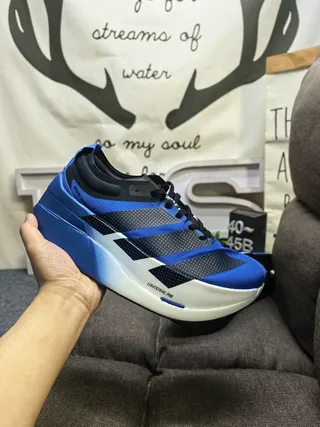 Adidas Chaussures de course à talons bas en mesh et synthétique bleu noir 5