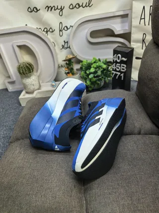 Adidas Chaussures de course à talons bas en mesh et synthétique bleu noir 6