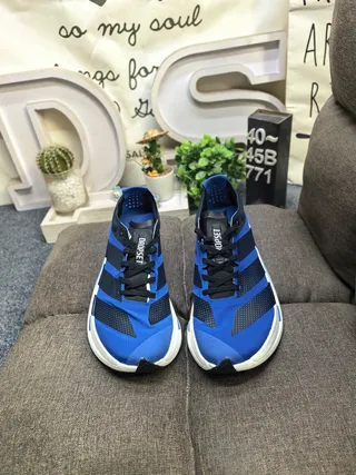 Adidas Chaussures de course à talons bas en mesh et synthétique bleu noir 10