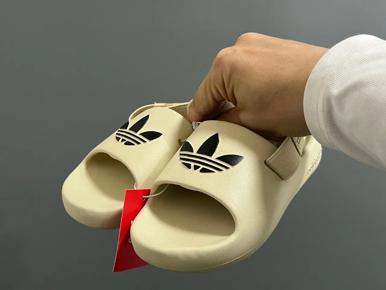 Adidas Bleu Noir Construction EVA Moulée Sangle Unique Large d'Avant-Pied Sandales Casuales 11