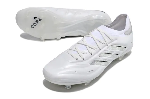 Adidas নীল সাদা নিম্ন কাট সক-ফিট কলার সিন্থেটিক লেদার আপার ফার্ম-গ্রাউন্ড ফুটবল জুতা 4