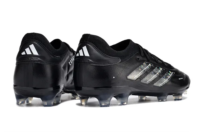Adidas নীল সাদা নিম্ন কাট সক-ফিট কলার সিন্থেটিক লেদার আপার ফার্ম-গ্রাউন্ড ফুটবল জুতা 12