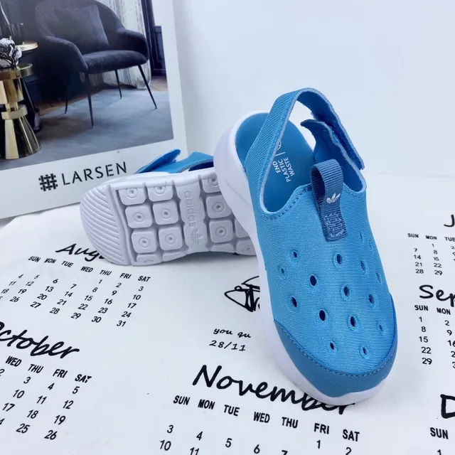 Adidas Blue White Perforated Mesh Upper T-Strap Closure Casual Sandals 8