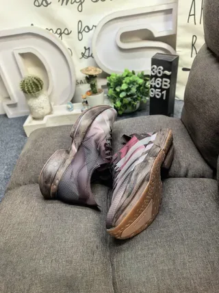 Adidas Brown Pink Sculpted Midsole Asymmetrical Heel Tab Lifestyle Sneakers 6
