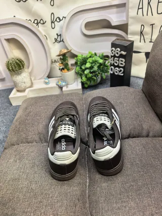 Adidas Brown White Low-Top Leather Upper Lifestyle Sneakers 8