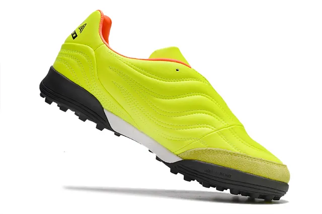Adidas Copa Pure Amarelo Neón Preto Sapatos de Futebol para Relva 9