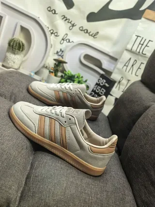 Adidas Gray Beige Low-Top Suede Upper Lifestyle Sneakers 7