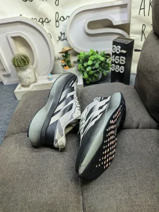 Adidas Gray Black Knit-Mesh Upper Gradient Midsole Lifestyle Sneakers 6