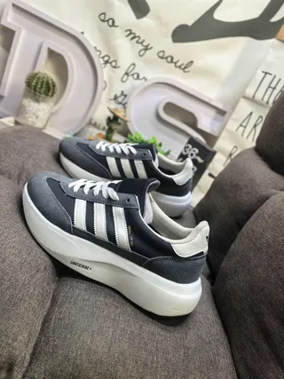 Adidas Gray Black Three-Stripe Side Panel Chunky Platform Sole Lifestyle Sneakers 7