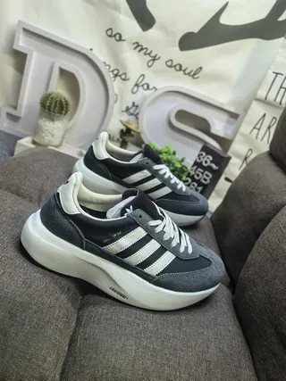 Adidas Gray Black Three-Stripe Side Panel Chunky Platform Sole Lifestyle Sneakers 9