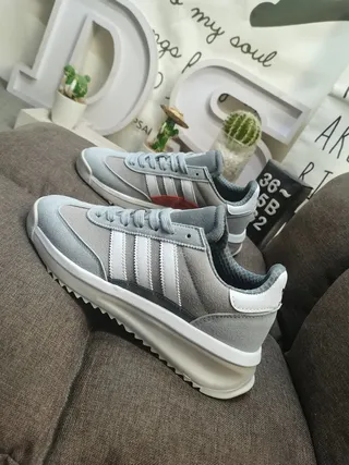 Adidas Cinza e Branco Retro Runner Silhouette Suede e Sintético Superior Lifestyle Sneakers 7