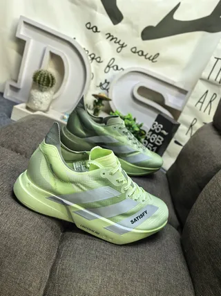 Adidas Chaussures de course vert argent légères tige en maille supérieure bande géométrique de marque 9