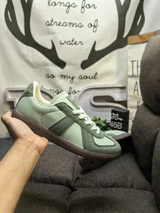 Adidas Green Two-Tone Suede And Leather Gum Rubber Sole Lifestyle Sneakers 5