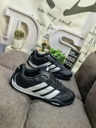Adidas Indoor Soccer Shoes Black and White Lifestyle Sneakers 9