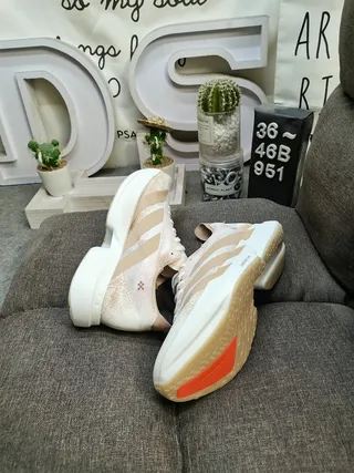 Adidas Lightstrike Pro White and Beige Running Shoes 6