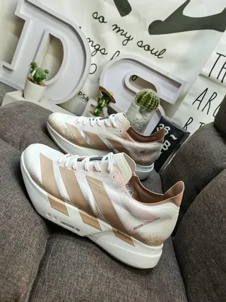 Adidas Lightstrike Pro White and Beige Running Shoes 7