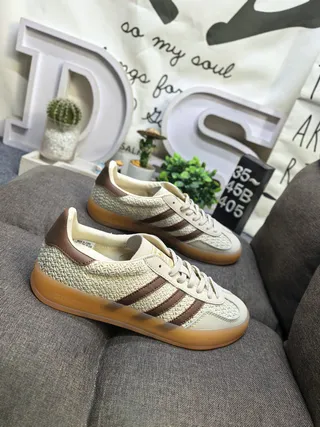 Adidas Pink Beige Suede Upper Three-Stripe Side Panel Lifestyle Sneakers 19