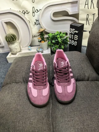 Adidas Pink Purple Suede Upper Three-Stripe Side Panel Lifestyle Sneakers 10