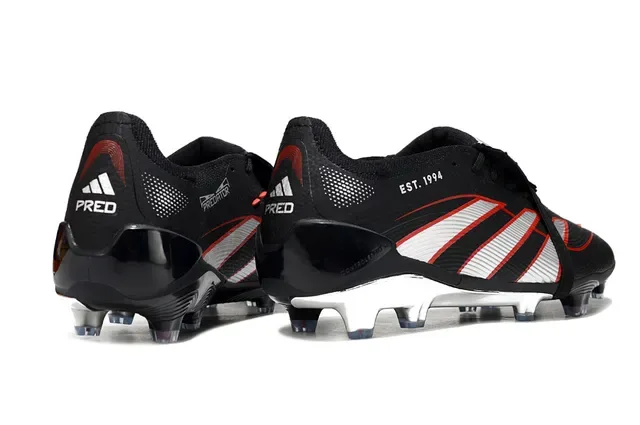 Adidas Predator Noir Rouge Sans Lacets Fermeture Sangle Superposition Graphique Trois Rayures Chaussures de Football pour Terrain Firme 5