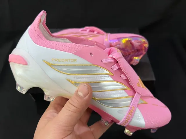 Adidas Predator Pink Gold Laceless Strap Closure Holographic Iridescent Outsole Firm-Ground Soccer Shoes 6
