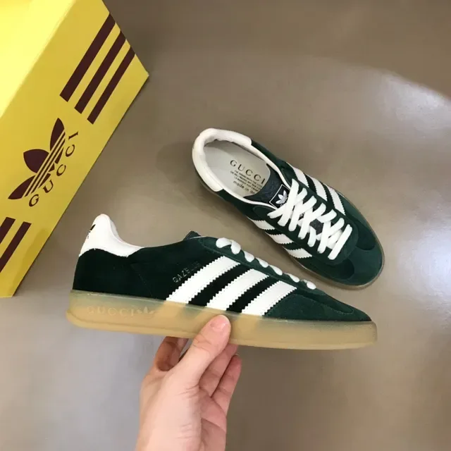 Adidas Samba OG Green and White Lifestyle Sneakers 6