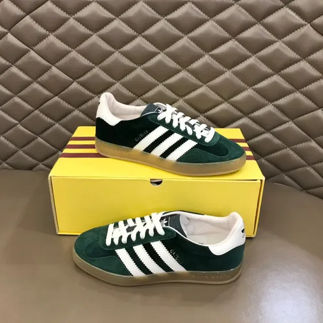 Adidas Samba OG Green and White Lifestyle Sneakers 7