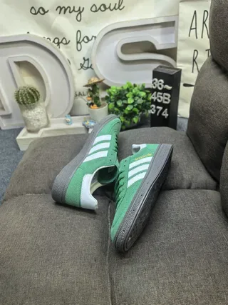 Adidas Samba OG Green and White Lifestyle Sneakers 6