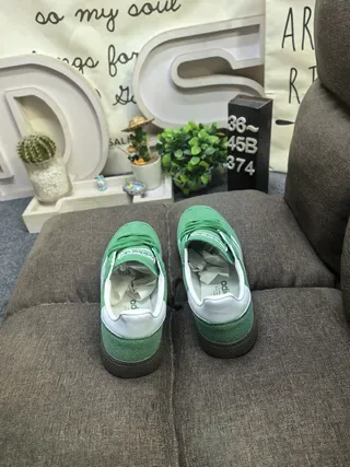 Adidas Samba OG Green and White Lifestyle Sneakers 8