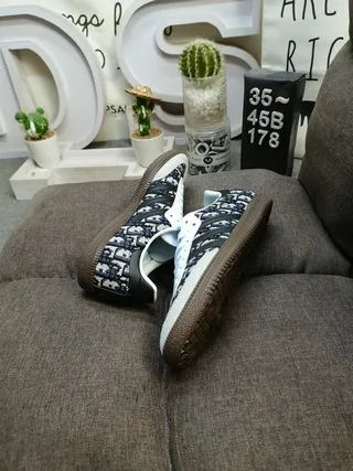 Adidas Samba Patterned Textile Lifestyle Sneakers 6