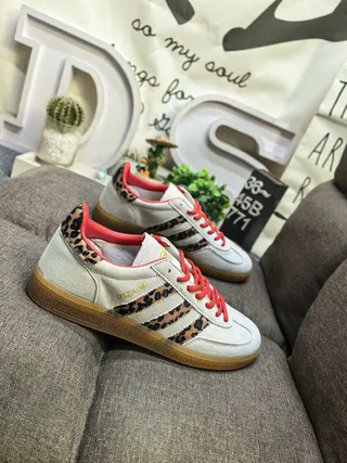 Adidas Spezial Brown Suede Cow-Print Stripe Lifestyle Sneakers 19