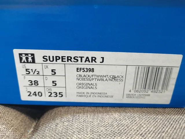 Adidas Superstar Black and Pink Lifestyle Sneakers 2
