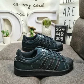 Adidas Superstar गहरे हरे सूडे लाइफस्टाइल स्नीकर