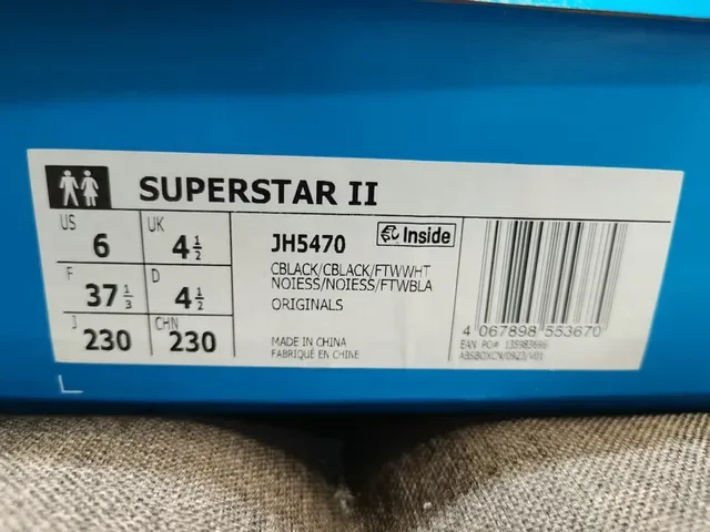 Adidas Superstar गहरे हरे सूडे लाइफस्टाइल स्नीकर 2