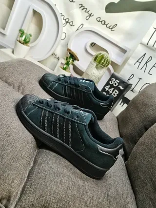 Adidas Superstar गहरे हरे सूडे लाइफस्टाइल स्नीकर 7