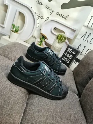 Adidas Superstar गहरे हरे सूडे लाइफस्टाइल स्नीकर 9