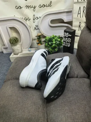 Adidas Blancs Noirs Sans Lacets À Enfiler Perforé Maille Supérieure Chaussures Lifestyle 6