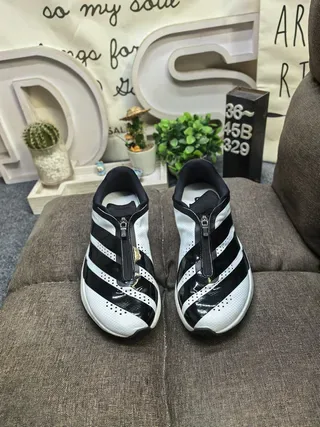 Adidas Blancs Noirs Sans Lacets À Enfiler Perforé Maille Supérieure Chaussures Lifestyle 10