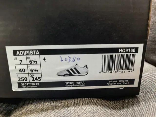 Adidas White Black Quilted Upper Three-Stripe Side Panel Lifestyle Sneakers 2