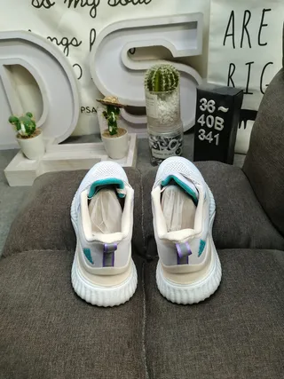 Adidas White Blue Breathable Mesh Upper Sculpted Midsole Lifestyle Sneakers 8