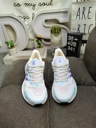 Adidas White Blue Breathable Mesh Upper Sculpted Midsole Lifestyle Sneakers 10